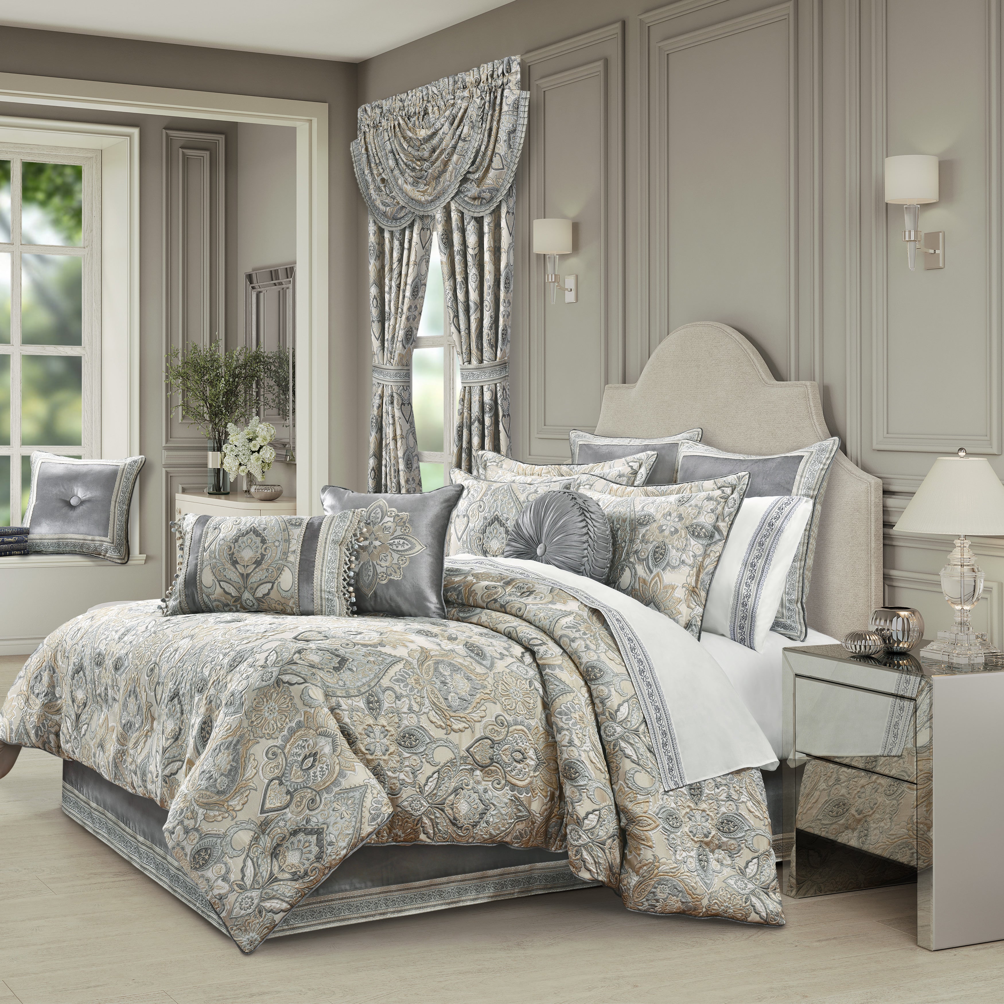 Annabelle Comforter Set – J. Queen New York
