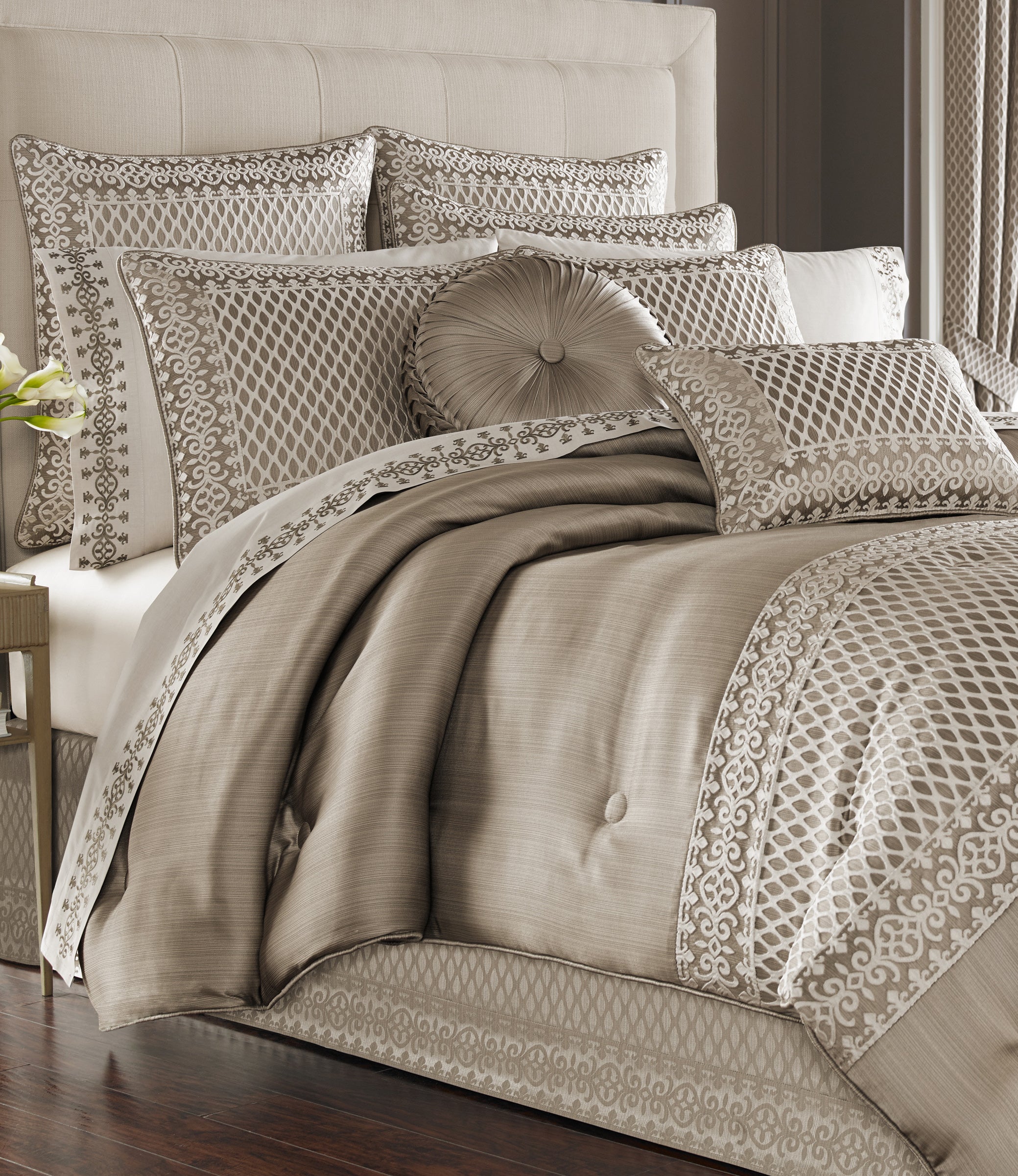 Luxury Comforter Bedding Sets - J. Queen New York