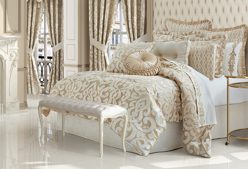 J Queen Of New York Comforter Sets