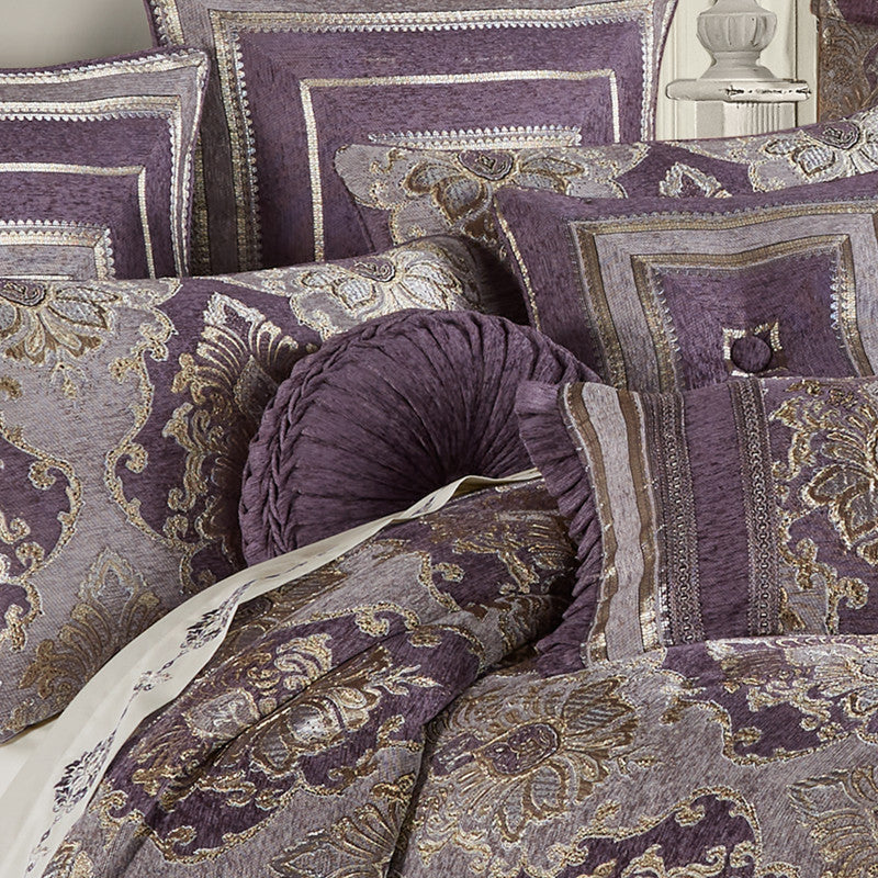 https://jqueen-ny.com/cdn/shop/products/dominique-lavender-tufted-round-decorative-throw-pillow_dominique_alt-one-new.jpg?v=1643032773