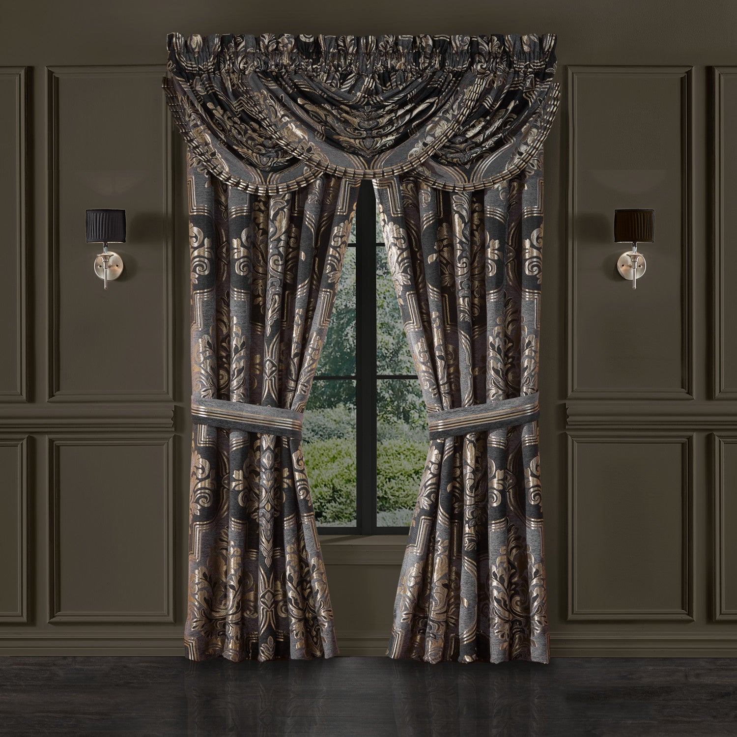 Savoy Comforter Set – J. Queen New York
